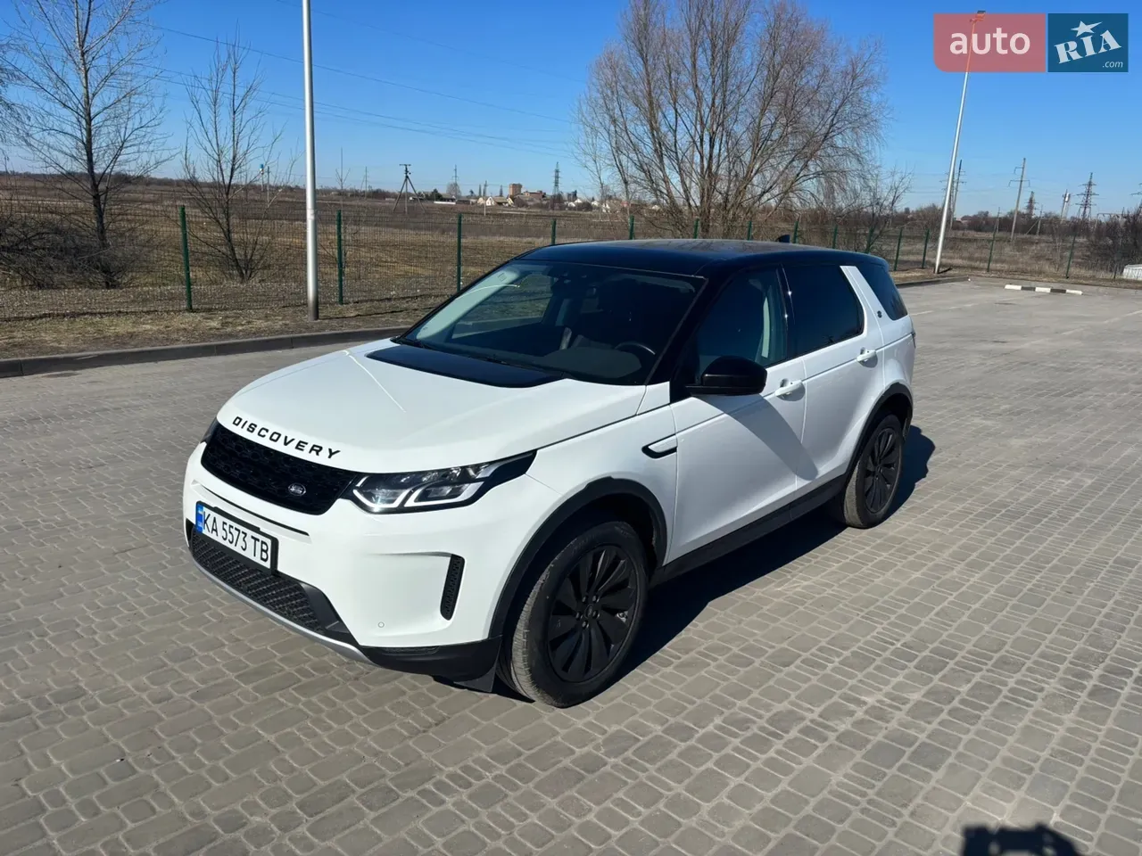 Land Rover Discovery Sport 2019 photo 2