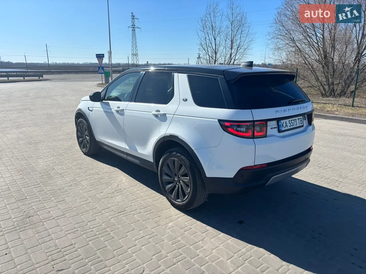 Land Rover Discovery Sport 2019 photo 4