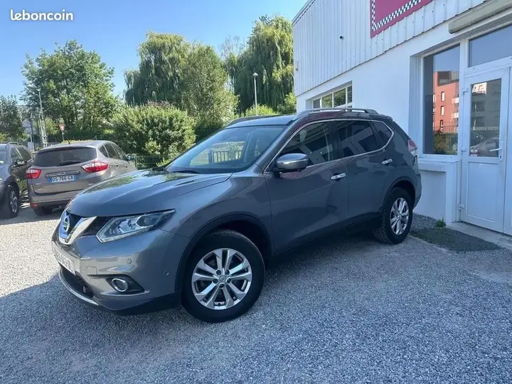 Nissan X-Trail 2016 photo 2