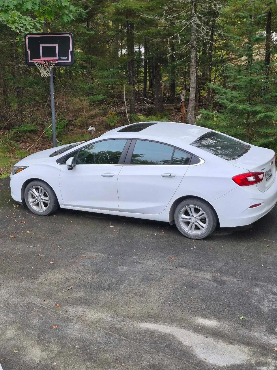 Chevrolet Cruze 2018 photo 2