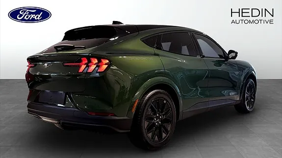 Ford Mustang Mach-E 2026 photo 2