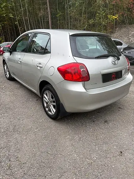Toyota Auris 2009 photo 5