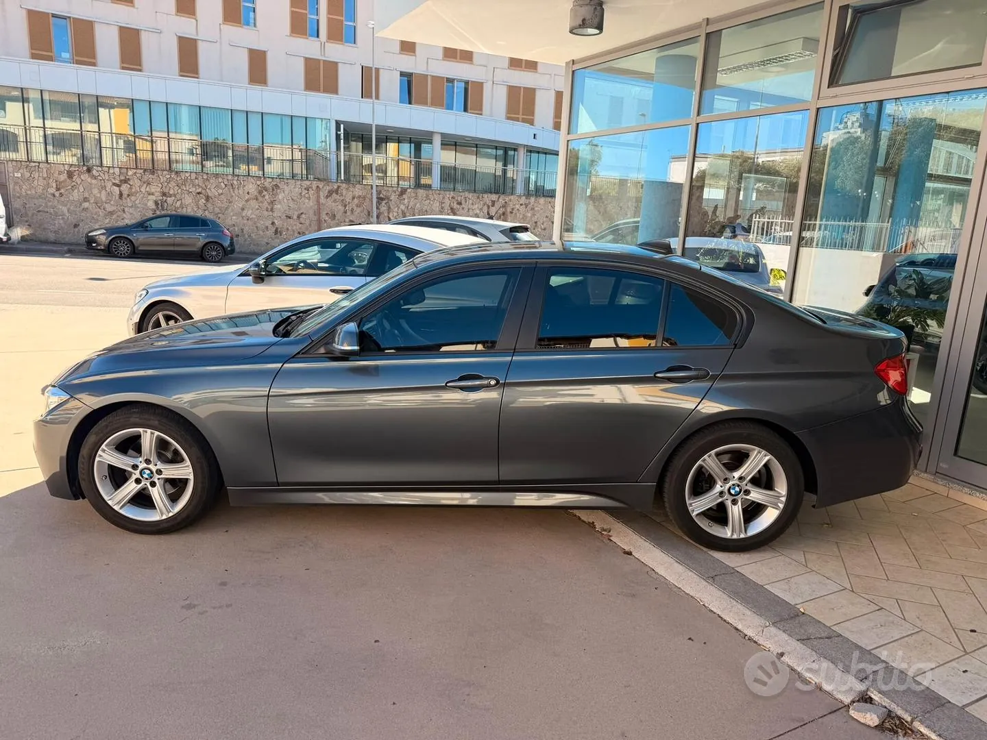 BMW 3 2014 photo 4
