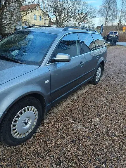 Volkswagen Passat 2002 photo 2