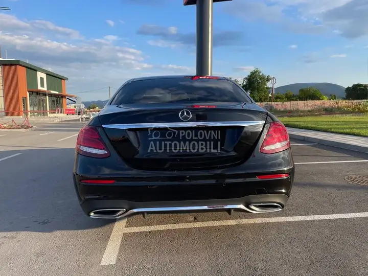 Mercedes-Benz E 220 2018 photo 3
