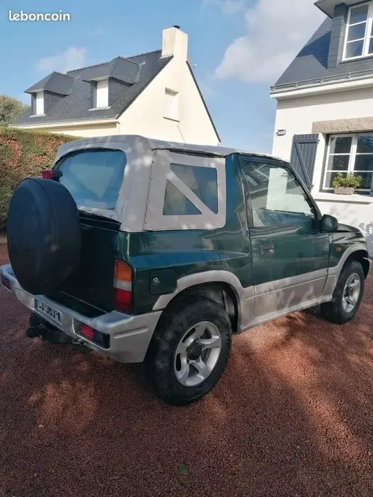 Suzuki Vitara 2005 photo 2