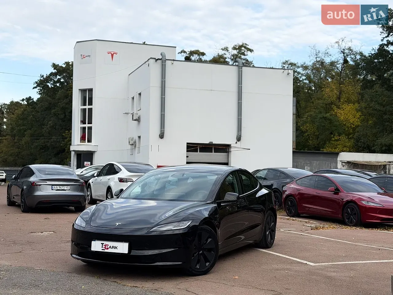 Tesla Model 3 2025 photo 2