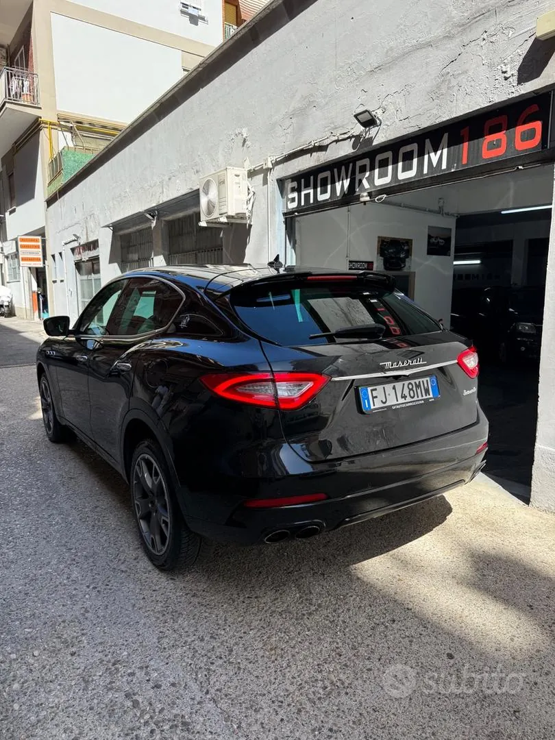 Maserati Levante 2016 photo 5