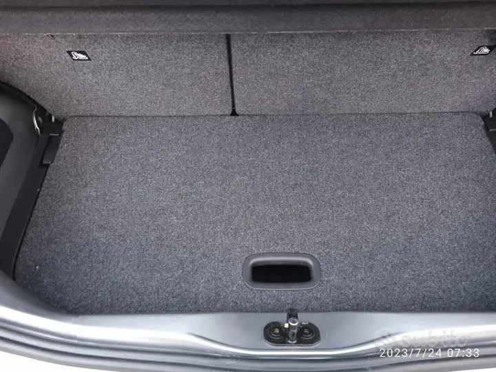 Volkswagen Up 2018 photo 5