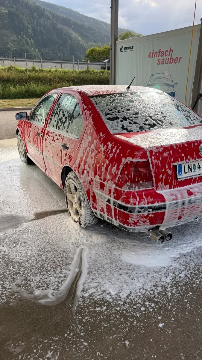 Volkswagen Bora 1999 photo 2