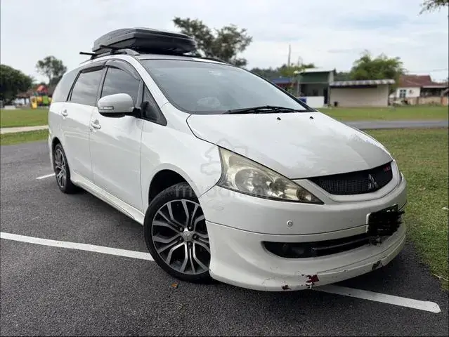 Mitsubishi Grandis