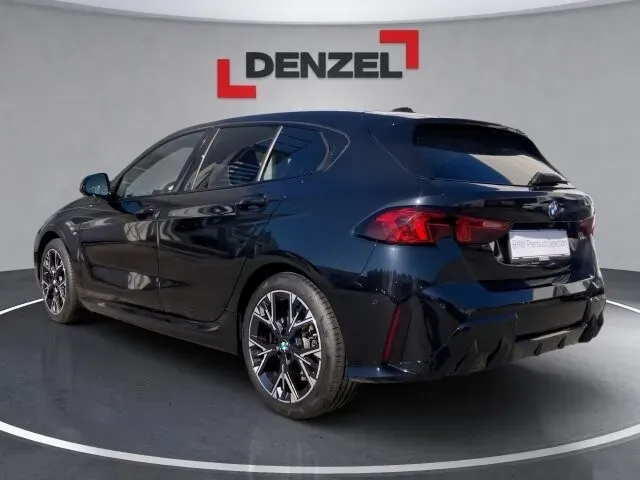 BMW 1 Series 2025 photo 3