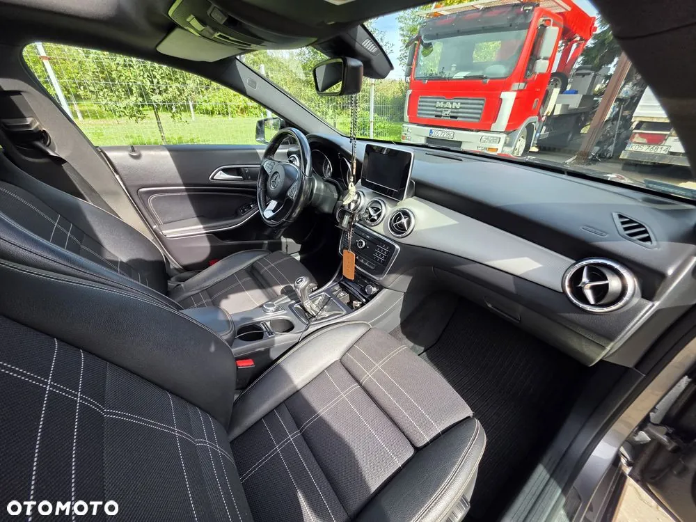 Mercedes-Benz Cla 2015 photo 3
