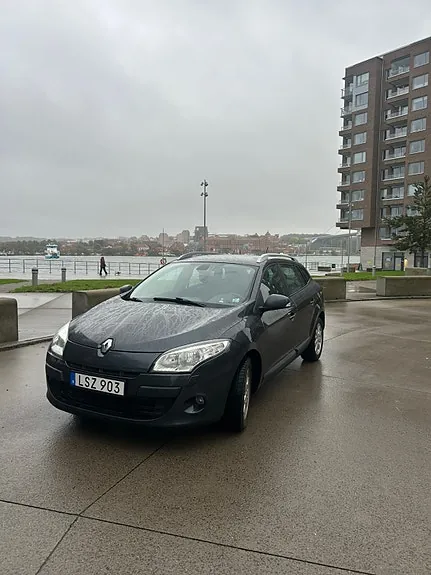 Renault Megane Iii 2011 photo 2