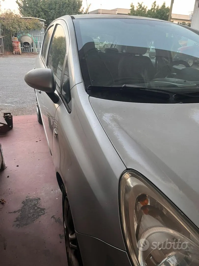 Opel Corsa 2007 photo 2