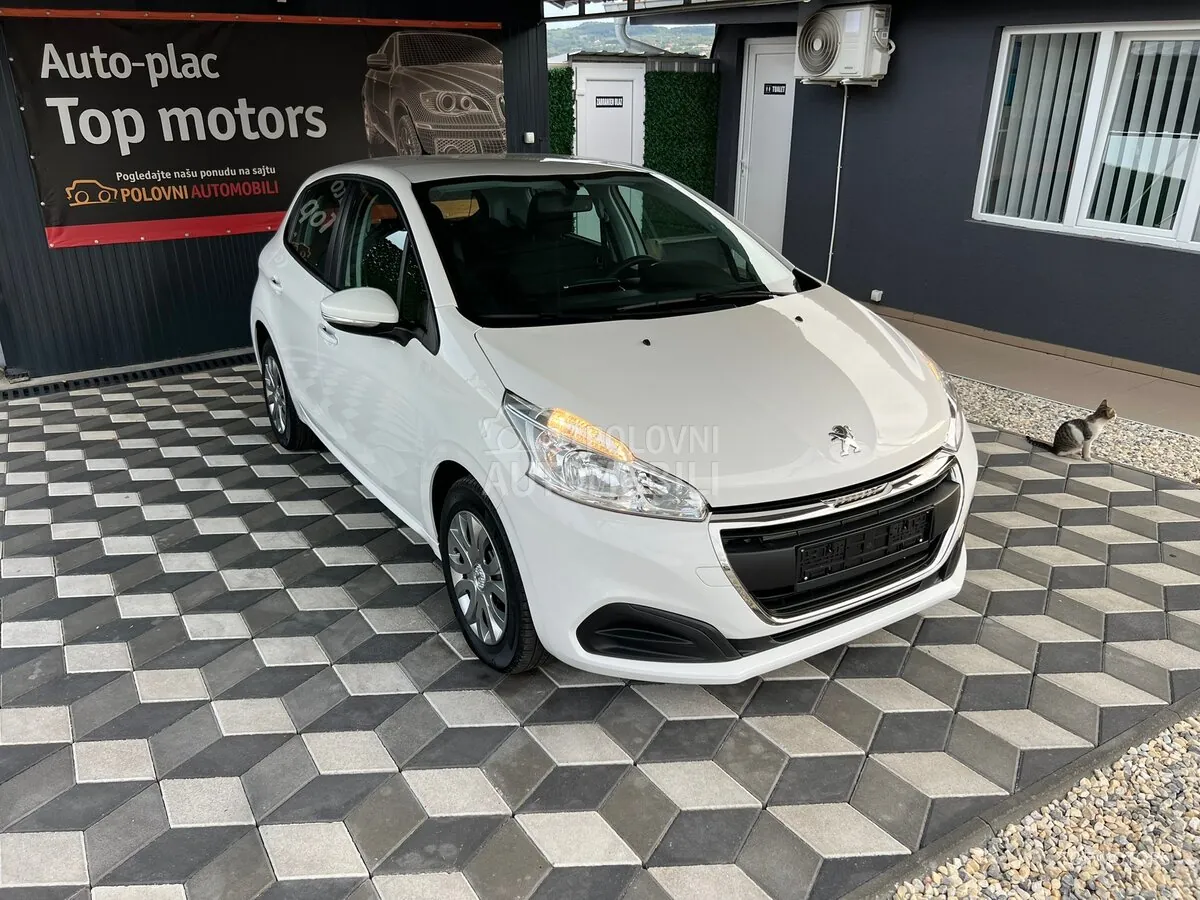 Peugeot 208 2019 photo 4