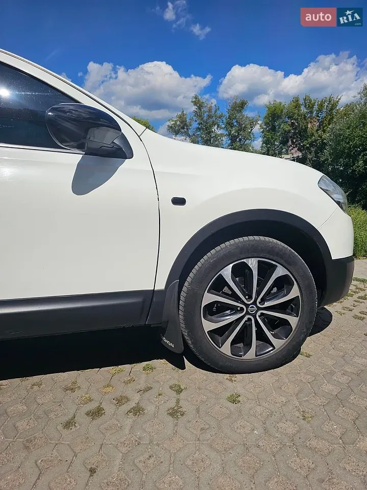 Nissan Qashqai 2012 photo 3