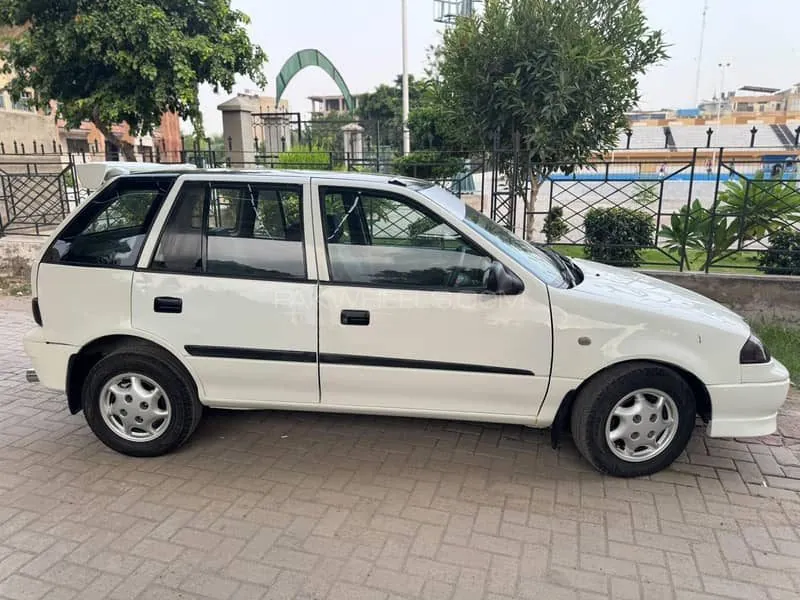 Suzuki Cultus