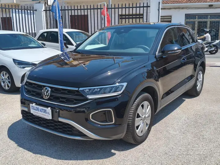 Volkswagen T-Roc 2022 photo 3