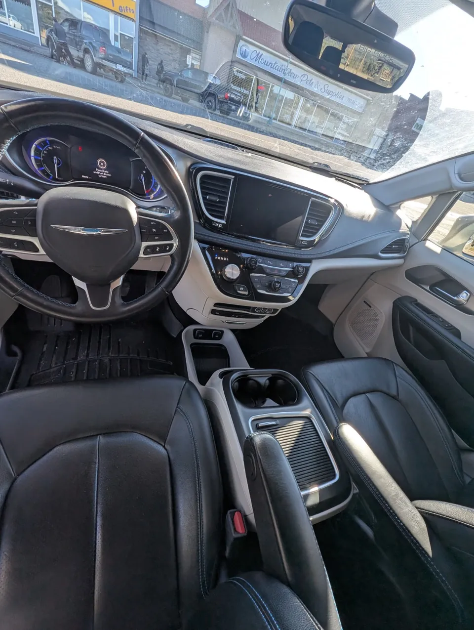 Chrysler Pacifica 2021 photo 4