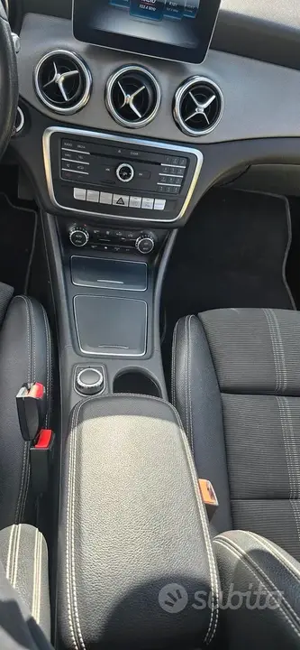 Mercedes-Benz Gla 2018 photo 3