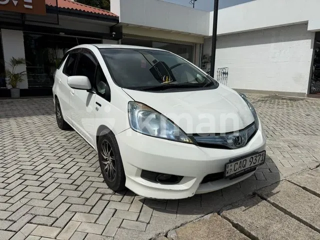Honda Fit 2016 photo 2