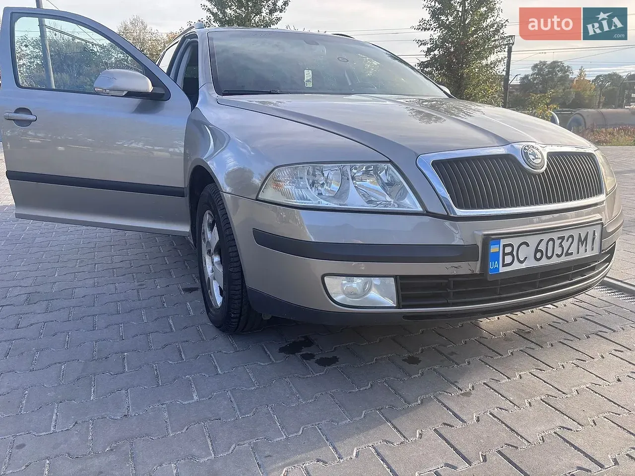Skoda Octavia 2007 photo 2