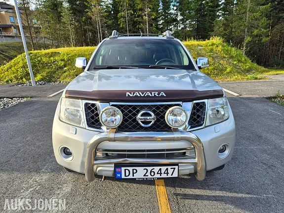 Nissan Navara 2013 photo 4