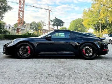 Porsche 911 2023 photo 3
