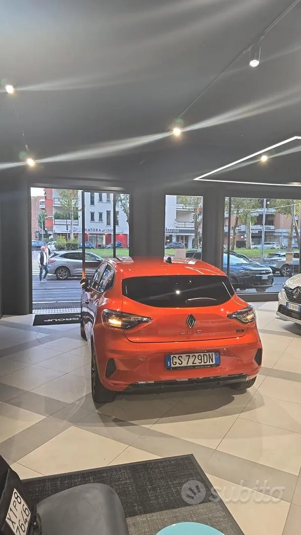 Renault Captur 2023 photo 4