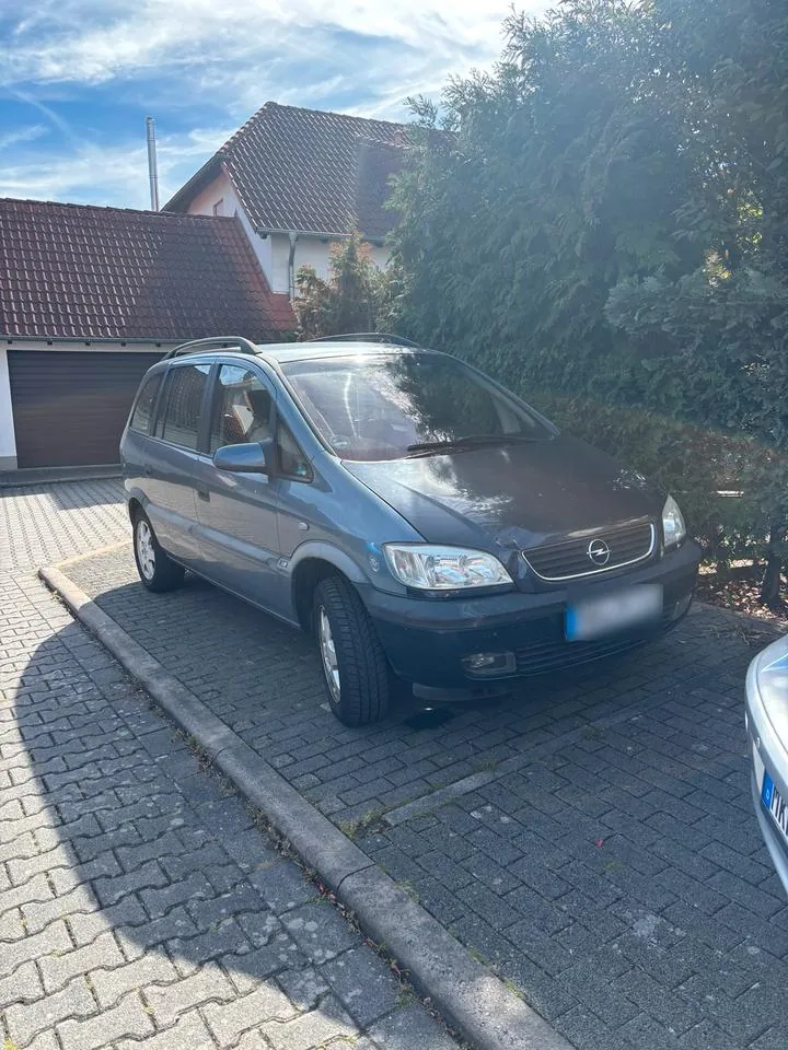 Opel Zafira A