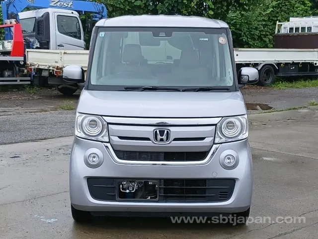 Honda N-Box G 2019 photo 2