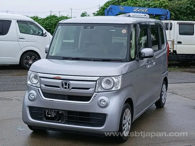 Honda N-Box G 2019 photo 3
