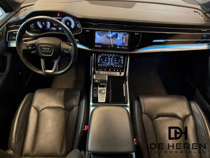 Audi Q7 2023 photo 2