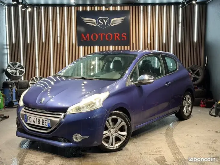 Peugeot 208