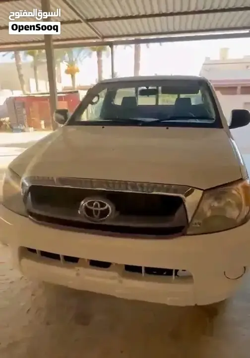 Toyota Hilux 2010 photo 4