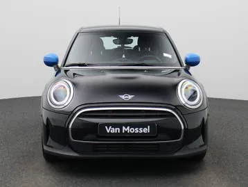 Mini One 2022 photo 3