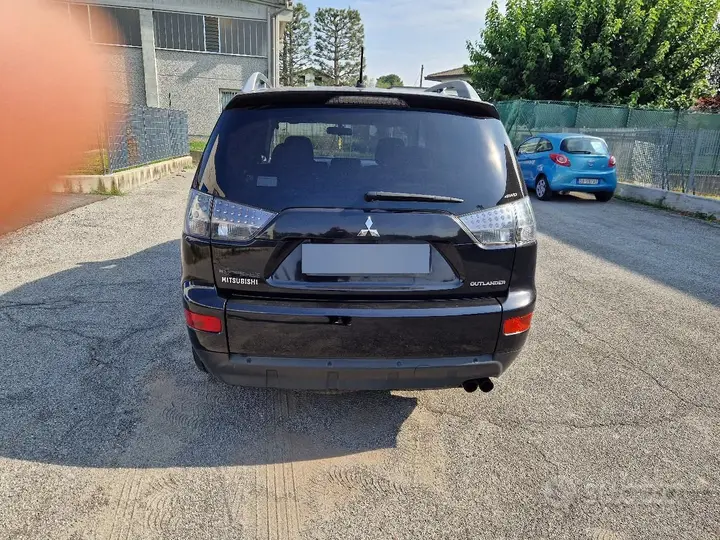 Mitsubishi Outlander 2007 photo 3