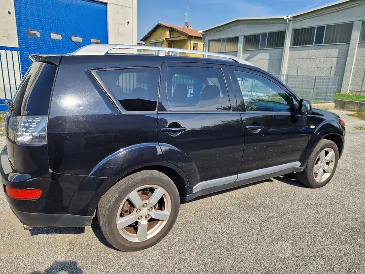 Mitsubishi Outlander 2007 photo 4