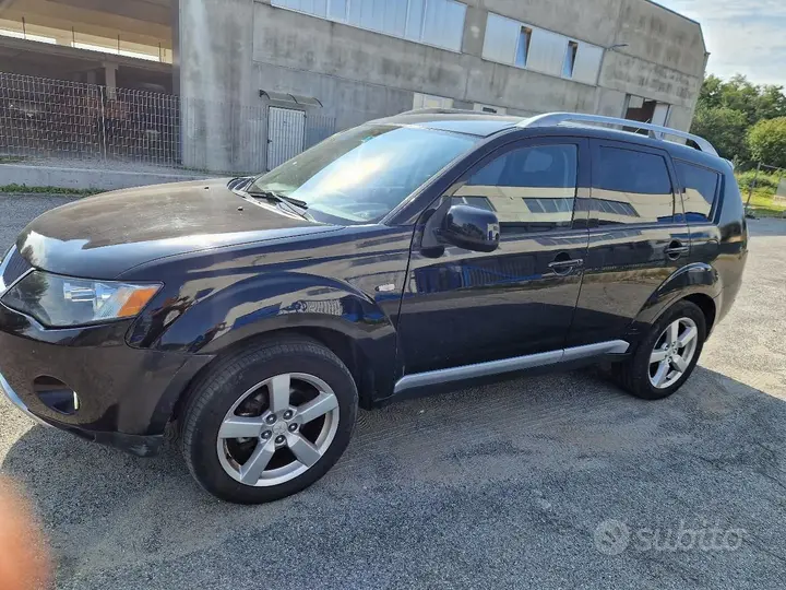 Mitsubishi Outlander 2007 photo 2