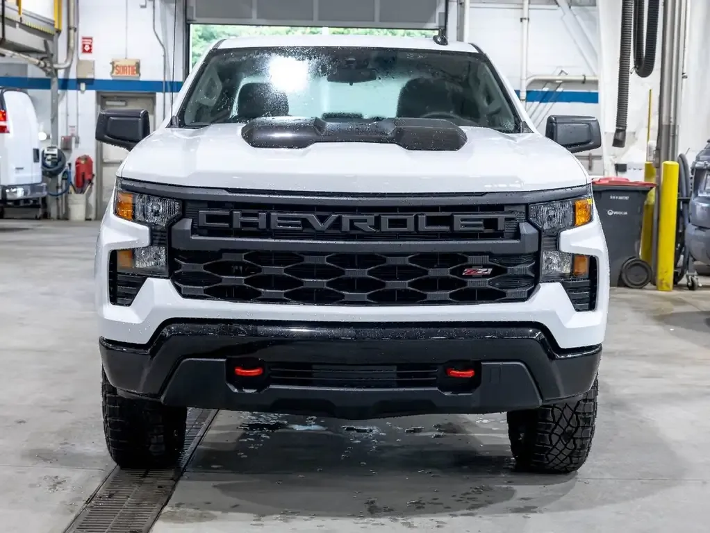 Chevrolet Silverado 1500 2026 photo 2