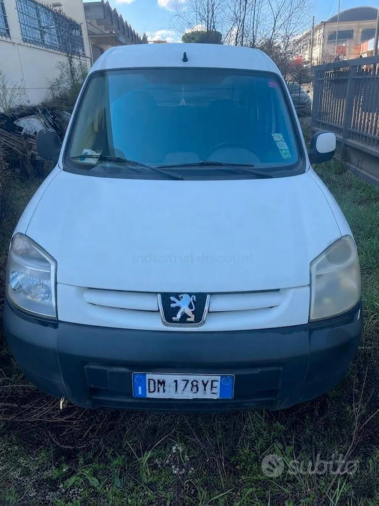 Peugeot Partner 2008 photo 4