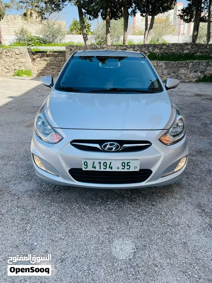 Hyundai Accent 2015 photo 3