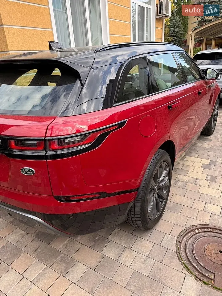 Land Rover Range Rover Velar 2023 photo 3