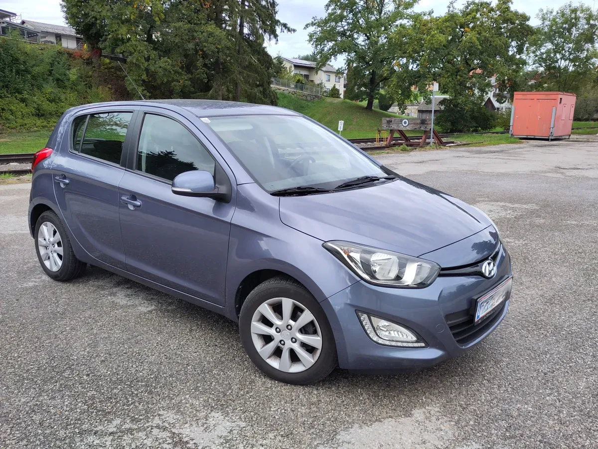 Hyundai I20