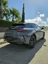 Toyota Crown 2024 photo 5