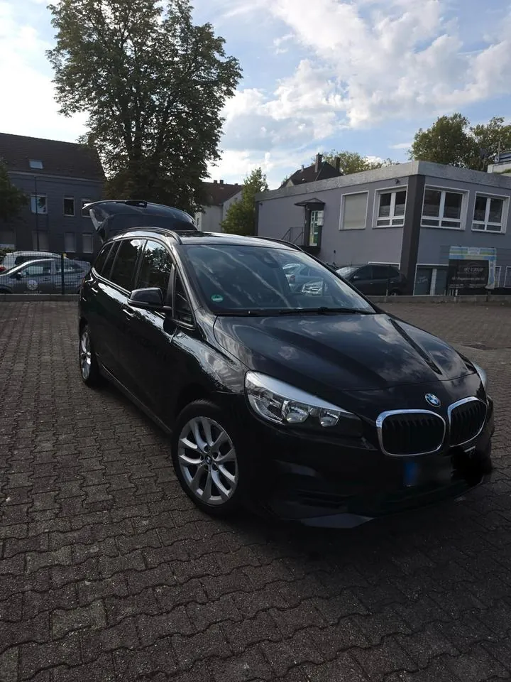 BMW 218D