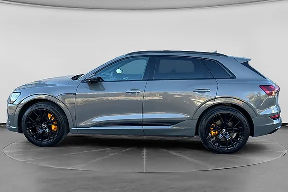 Audi E-Tron 2022 photo 2