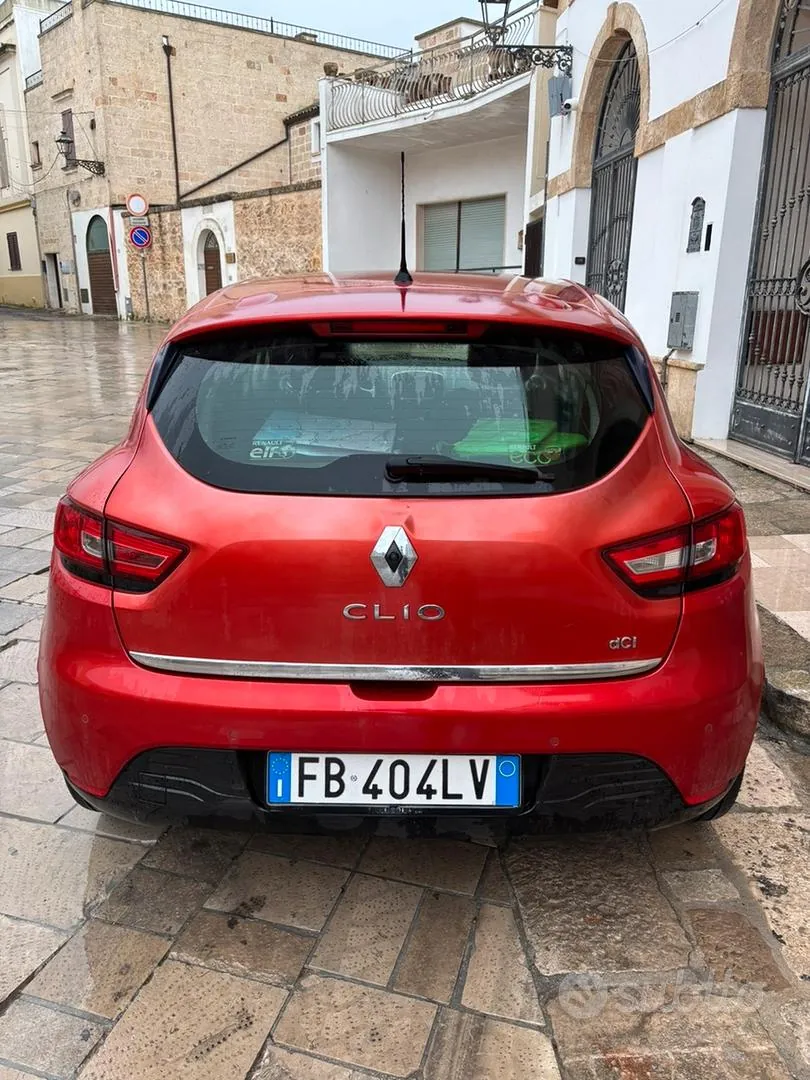 Renault Clio 2015 photo 2