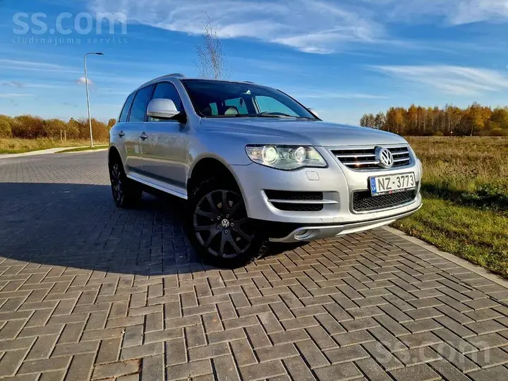 Volkswagen Touareg